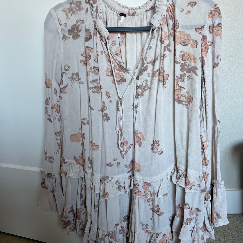 Free People: Floral Ruffle Hem Dress